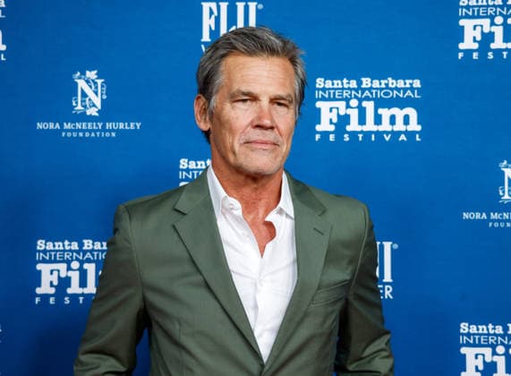 February 11, 2026, Santa Barbara, California, USA: Actor James Brolin on the Red Red Carpet on Feb.11 at the 41st Santa Barbara International Film Festival (SBIFF) at the Arlington Theatre in downtown Santa Barbara, CA. Santa Barbara USA  - ZUMAk144 20260211_znp_k144_061 Copyright: xAmyxKatzx