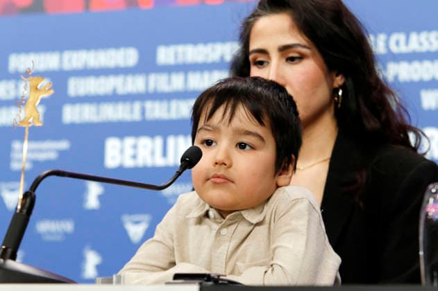 Liam Hussaini and Laila Mahmudi at the press conference for the feature film No Good Men Kabul Jan at the Berlinale 2026 76 Berlin International Film Festival at the Hotel Grand Hyatt Berlin, 12 02 2026 Foto:xC.xTamckex xFuturexImagex men_6210