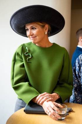Queen Máxima Opens the International Year of the Volunteer - Utrecht Stadsschouwburg (City Theatre) Queen Máxima will open the International Year of Volunteers at the Stadsschouwburg in Utrecht. The year focuses on the power of doing and is an ode to everyone who dedicates themselves to helping others. The VrijwilligerswerkNL association is organizing the event. State Secretary for Long-Term and Social Care, Nicki Pouw-Verweij, will be present at the opening. Utrecht Netherlands  Copyright: xBrunoxPress ABACAx