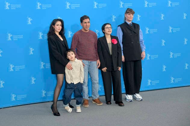 Laila Mahmudi, Liam Hussaini, Anwar Hashimi, Shahrbanoo Sadat and Katja Adomeit at the photocall for the feature film No Good Men Kabul Jan at the Berlinale 2026 76 Berlin International Film Festival at the Hotel Grand Hyatt Berlin, 12 02 2026 Foto:xM.xBehrensx xFuturexImagex men_6248