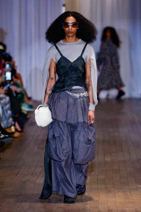 Collina Strada Fashion Show Ready to Wear Fall Winter 2026 2027 Collection during New York Fashion Week NYFW February 11th, 2026 Collina Strada Fashion Show Ready to Wear Fall Winter 2026 2027 Collection during New York Fashion Week NYFW February 11th, 2026 New York Etats Unis  Copyright: xAgencex xBestimagexAgencex xBestimagex