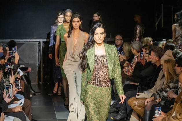 Frederick Anderson - Runway - February 2026 New York Fashion Week (NEW) Frederick Anderson - Runway - February 2026 New York Fashion Week. February 11, 2026, New York, New York, USA: Models walk the runway finale at the Frederick Anderson fashion show during New York Fashion Week at Nebula on February 11, 2026 in New York City. (Credit: M10s TheNews2) (Foto: M10s Thenews2 imago images) Frederick Anderson - Runway - February 2026 New York Fashion Week  Copyright: xRonxAdarx