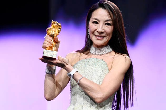 Michelle Yeoh at the presentation of the Honorary Golden Bear for Lifetime Achievement during the Opening Ceremony of the Berlinale 2026 76 Berlin International Film Festival at the Berlinale Palast Berlin, 12 02 2026 Foto:xN.xKubelkax xFuturexImagex ehrenbaer_6211