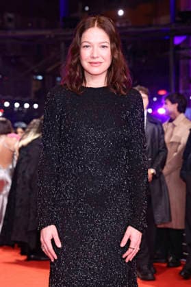 Hannah Herzsprung at the festival opening with the premiere of the feature film No Good Men at the Berlinale 2026 76 Berlin International Film Festival in the Berlinale Palast Berlin, 12 02 2026 Foto:xD.xBedrosianx xFuturexImagex opening_6296