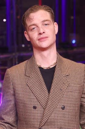David Schütter at the festival opening with the premiere of the feature film No Good Men at the Berlinale 2026 76 Berlin International Film Festival in the Berlinale Palast Berlin, 12 02 2026 Foto:xD.xBedrosianx xFuturexImagex opening_6373