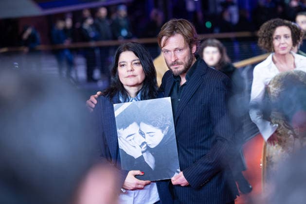Opening 76 Berlinale The alternative view Jasmin Tabatabai with boyfriend Andreas Pietschmann Opening of the 76th Berlinale with the Afghan film No Good Men at the Berlinale Palast in Berlin Copyright: xEventpressx