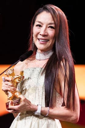 Michelle Yeoh at the presentation of the Honorary Golden Bear for Lifetime Achievement during the Opening Ceremony of the Berlinale 2026 76 Berlin International Film Festival at the Berlinale Palast Berlin, 12 02 2026 Foto:xJ.xEdwardsx xFuturexImagex ehrenbaer_6222