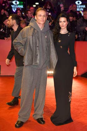 Matthias Schweighöfer with partner Ruby O Fee at the festival opening with the premiere of the feature film No Good Men at the Berlinale 2026 76 Berlin International Film Festival in the Berlinale Palast Berlin, 12 02 2026 Foto:xC.xNiehausx xFuturexImagex opening_6539