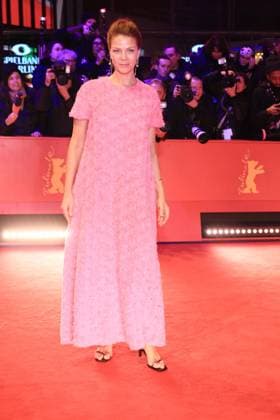 Berlinale Opening Jessica Schwarz Red carpet at the opening of the 76th Berlinale at the BerlinalePalast, Berlin, date 12 02 2026 Copyright: xEventpress Kratschx