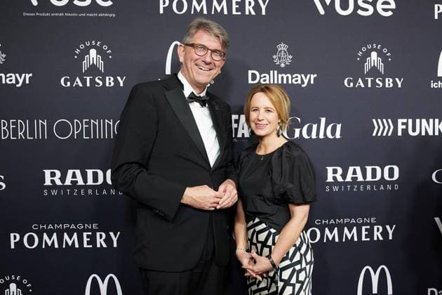 Berlin Opening Night FOR EDITORIAL PURPOSES ONLY EDITORIAL USE ONLY p Minister of State for Culture Wolfram Weimer and publisher Julia Becker come to the Berlin Opening Night at the Hotel Stue The night takes place as part of the Berlinale Germany Berlin Berlin Berlin Copyright JörgxCarstensen Copyright: JörgxCarstensen doc84junnteebssc4scirz ,EDITORIAL USE ONLY Copyright: JörgxCarstensen