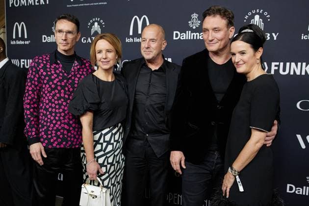 Berlin Opening Night FOR EDITORIAL PURPOSES ONLY EDITORIAL USE ONLY p Sascha Schwingel, Julia Becker, Heino Ferch, Oliver Masucci and Doris Brücker come to the Berlin Opening Night at the Hotel Stue The night takes place as part of the Berlinale Germany Berlin Berlin Copyright JörgxCarstensen Copyright: JörgxCarstensen doc84jv8xp7xxipzuh5gpm ,EDITORIAL USE ONLY Copyright: JörgxCarstensen