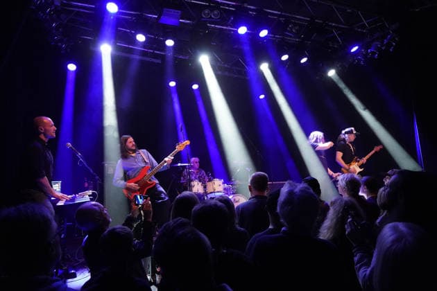 Purpendicular with drummer Ian Paice, singer and band founder Robby Thomas Walsh, guitarist Murray Gould, bassist Nick Fyfe and keyboardist Alessandro Debiaggi Rüsselsheim 12 02 2026 Concert by Purpendicular with drumming legend Ian Paice from Deep Purple