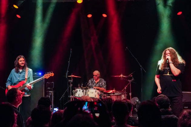 Purpendicular with drummer Ian Paice, singer and band founder Robby Thomas Walsh, bassist Nick Fyfe Rüsselsheim 12 02 2026 Concert by Purpendicular with drumming legend Ian Paice from Deep Purple