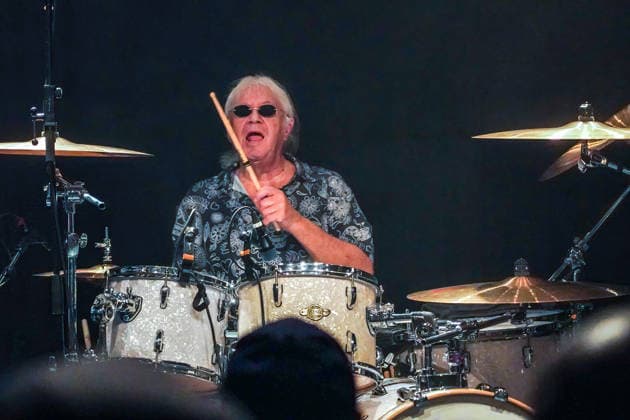Purpendicular with drummer Ian Paice founding member Deep Purple Rüsselsheim 12 02 2026 Concert by Purpendicular with drumming legend Ian Paice from Deep Purple
