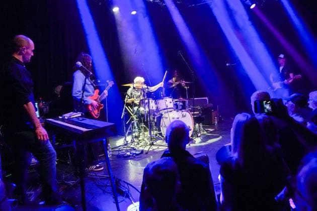 Purpendicular with drummer Ian Paice, singer and band founder Robby Thomas Walsh, guitarist Murray Gould, bassist Nick Fyfe and keyboardist Alessandro Debiaggi Rüsselsheim 12 02 2026 Concert by Purpendicular with drumming legend Ian Paice from Deep Purple
