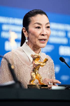 Berlin Berlinale, 76 Berlin International Film Festival 2026 Michelle Yeoh at the Press Conference Michelle Yeoh with Honorary Golden Bear Berlinale, 76 Berlin International Film Festival 2026, 13 02 2026 Press Photo Roger Buerke Copyright: xEibner-Pressefoto RogerxBuerkex EP_RBE