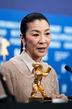 Berlin Berlinale, 76 Berlin International Film Festival 2026 Michelle Yeoh at the Press Conference Michelle Yeoh with Honorary Golden Bear Berlinale, 76 Berlin International Film Festival 2026, 13 02 2026 Press Photo Roger Buerke Copyright: xEibner-Pressefoto RogerxBuerkex EP_RBE
