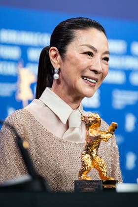 Berlin Berlinale, 76 Berlin International Film Festival 2026 Michelle Yeoh at the Press Conference Michelle Yeoh with Honorary Golden Bear Berlinale, 76 Berlin International Film Festival 2026, 13 02 2026 Press Photo Roger Buerke Copyright: xEibner-Pressefoto RogerxBuerkex EP_RBE