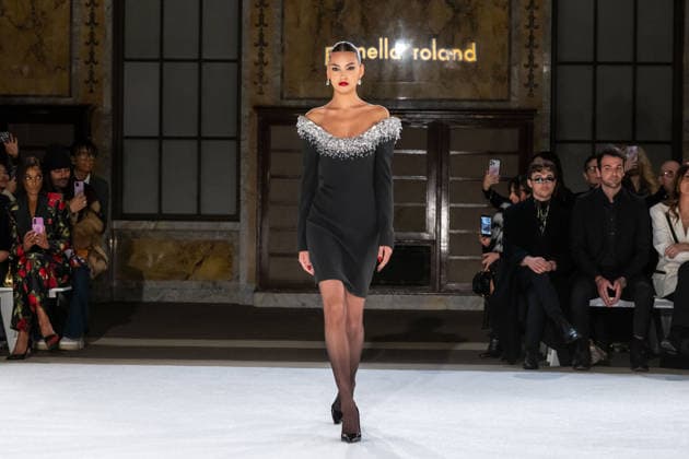 Pamella Roland fashion show during the New York Fashion Week in New York, USA - 12 Feb 2026 A model walks the runway for the Pamella Roland fashion show during the New York Fashion Week at the New York Public Library. New York United States Copyright: xRonxAdarx xSOPAxImagesx _radar_roland_20260212_00017