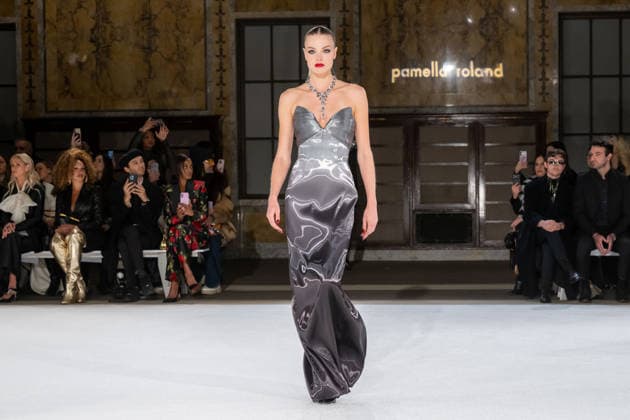 Pamella Roland fashion show during the New York Fashion Week in New York, USA - 12 Feb 2026 A model walks the runway for the Pamella Roland fashion show during the New York Fashion Week at the New York Public Library. New York United States Copyright: xRonxAdarx xSOPAxImagesx _radar_roland_20260212_00050