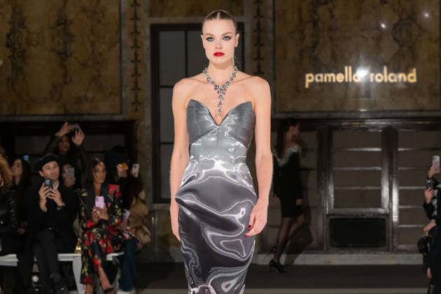 Pamella Roland fashion show during the New York Fashion Week in New York, USA - 12 Feb 2026 A model walks the runway for the Pamella Roland fashion show during the New York Fashion Week at the New York Public Library. New York United States Copyright: xRonxAdarx xSOPAxImagesx _radar_roland_20260212_00053