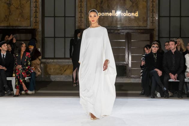 Pamella Roland fashion show during the New York Fashion Week in New York, USA - 12 Feb 2026 A model walks the runway for the Pamella Roland fashion show during the New York Fashion Week at the New York Public Library. New York United States Copyright: xRonxAdarx xSOPAxImagesx _radar_roland_20260212_00175
