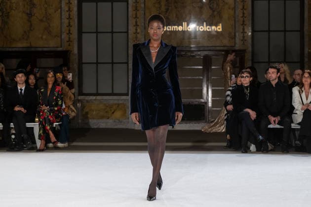 Pamella Roland fashion show during the New York Fashion Week in New York, USA - 12 Feb 2026 A model walks the runway for the Pamella Roland fashion show during the New York Fashion Week at the New York Public Library. New York United States Copyright: xRonxAdarx xSOPAxImagesx _radar_roland_20260212_00271