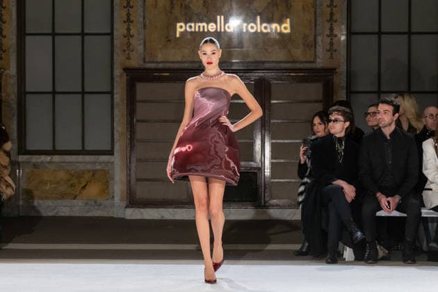 Pamella Roland fashion show during the New York Fashion Week in New York, USA - 12 Feb 2026 A model walks the runway for the Pamella Roland fashion show during the New York Fashion Week at the New York Public Library. New York United States Copyright: xRonxAdarx xSOPAxImagesx _radar_roland_20260212_00359