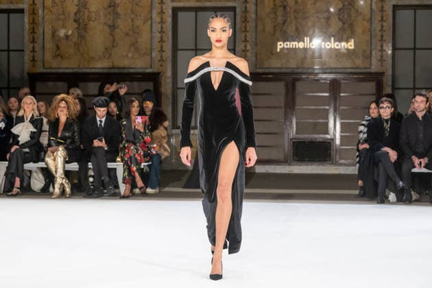 Pamella Roland fashion show during the New York Fashion Week in New York, USA - 12 Feb 2026 A model walks the runway for the Pamella Roland fashion show during the New York Fashion Week at the New York Public Library. New York United States Copyright: xRonxAdarx xSOPAxImagesx _radar_roland_20260212_00403