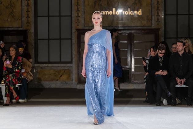 Pamella Roland fashion show during the New York Fashion Week in New York, USA - 12 Feb 2026 A model walks the runway for the Pamella Roland fashion show during the New York Fashion Week at the New York Public Library. New York United States Copyright: xRonxAdarx xSOPAxImagesx _radar_roland_20260212_00501