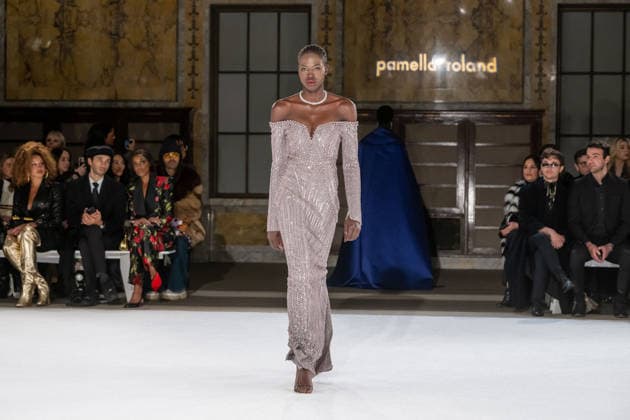 Pamella Roland fashion show during the New York Fashion Week in New York, USA - 12 Feb 2026 A model walks the runway for the Pamella Roland fashion show during the New York Fashion Week at the New York Public Library. New York United States Copyright: xRonxAdarx xSOPAxImagesx _radar_roland_20260212_00545
