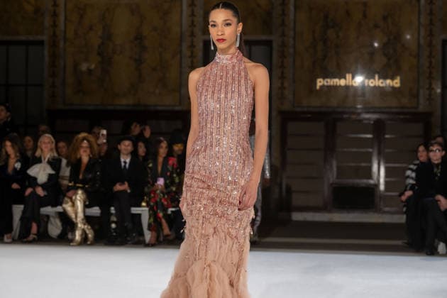 Pamella Roland fashion show during the New York Fashion Week in New York, USA - 12 Feb 2026 A model walks the runway for the Pamella Roland fashion show during the New York Fashion Week at the New York Public Library. New York United States Copyright: xRonxAdarx xSOPAxImagesx _radar_roland_20260212_00606
