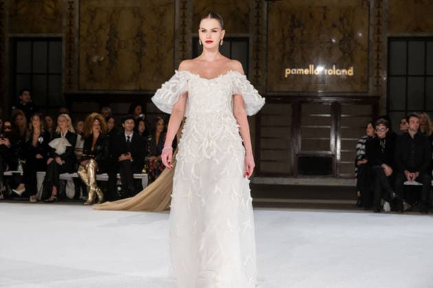 Pamella Roland fashion show during the New York Fashion Week in New York, USA - 12 Feb 2026 A model walks the runway for the Pamella Roland fashion show during the New York Fashion Week at the New York Public Library. New York United States Copyright: xRonxAdarx xSOPAxImagesx _radar_roland_20260212_00652