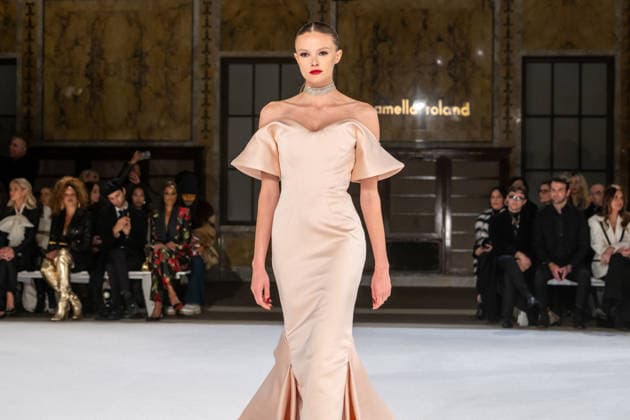 Pamella Roland fashion show during the New York Fashion Week in New York, USA - 12 Feb 2026 A model walks the runway for the Pamella Roland fashion show during the New York Fashion Week at the New York Public Library. New York United States Copyright: xRonxAdarx xSOPAxImagesx _radar_roland_20260212_00709