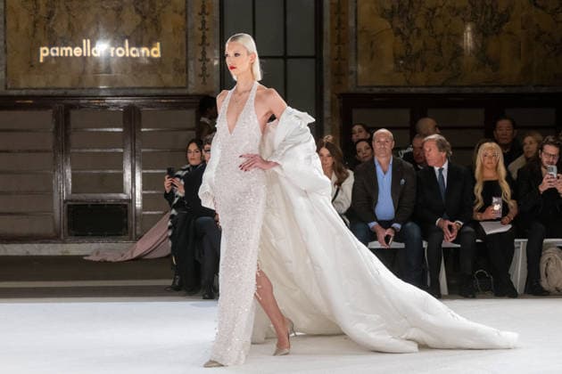 Pamella Roland fashion show during the New York Fashion Week in New York, USA - 12 Feb 2026 A model walks the runway for the Pamella Roland fashion show during the New York Fashion Week at the New York Public Library. New York United States Copyright: xRonxAdarx xSOPAxImagesx _radar_roland_20260212_00770