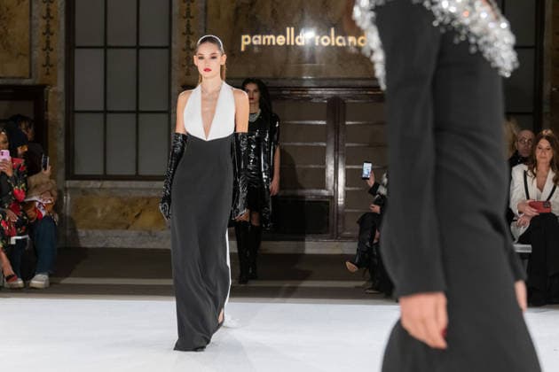 Pamella Roland fashion show during the New York Fashion Week in New York, USA - 12 Feb 2026 Models walk the runway finale for the Pamella Roland fashion show during the New York Fashion Week at the New York Public Library. New York United States Copyright: xRonxAdarx xSOPAxImagesx _radar_roland_20260212_00859