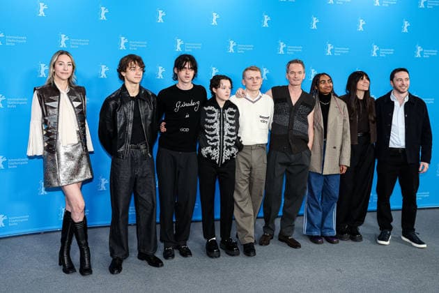 Berlin Berlinale, 76 Berlin International Film Festival 2026 Photo Call Sunny Dancer v Links left , Este Haim Music , Conrad Khan, Earl Cave, Bella Ramsey, George Jaques, Neil Patrick Harris, Jasmine Elcock, Ken Petrie Producer Producer Berlinale, 76 Berlin International Film Festival 2026, 13 02 2026 Press Photo Roger Buerke Copyright: xEibner-Pressefoto RogerxBuerkex EP_RBE