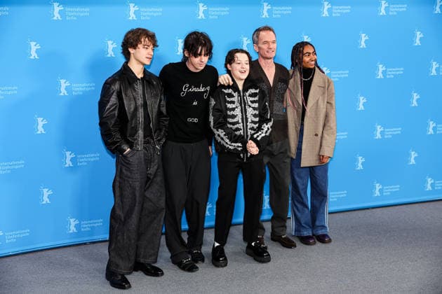 Berlin Berlinale, 76 Berlin International Film Festival 2026 Photo Call Sunny Dancer v Left Left , Este Haim Music , Conrad Khan, Earl Cave, Bella Ramsey, Neil Patrick Harris, Jasmine Elcock Berlinale, 76 Berlin International Film Festival 2026, 13 02 2026 Press Photo Roger Buerke Copyright: xEibner-Pressefoto RogerxBuerkex EP_RBE