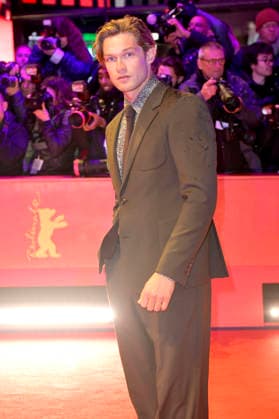 Damian Hardung at the festival opening with the premiere of the feature film No Good Men at the Berlinale 2026 76 Berlin International Film Festival in the Berlinale Palast Berlin, 12 02 2026 Foto:xM.xBehrensx xFuturexImagex opening_7094
