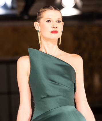 NY: Pamella Roland Fashion Show Fall 2026 Model walks runway for Pamella Roland Fall 2026 show during FW26 Fashion Week at New York Public Library in New York, NY on February 12, 2026. New York New York United States Copyright: LevxRadin