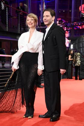 Heike Makatsch and Daniel Brühl at the festival opening with the premiere of the feature film No Good Men at the Berlinale 2026 76 Berlin International Film Festival in the Berlinale Palast Berlin, 12 02 2026 Foto:xN.xKubelkax xFuturexImagex opening_7160