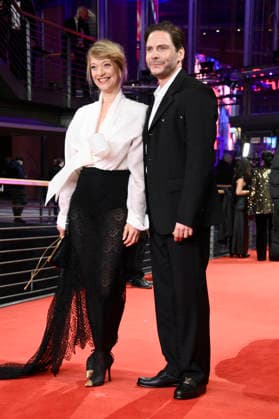 Heike Makatsch and Daniel Brühl at the festival opening with the premiere of the feature film No Good Men at the Berlinale 2026 76 Berlin International Film Festival in the Berlinale Palast Berlin, 12 02 2026 Foto:xN.xKubelkax xFuturexImagex opening_7161
