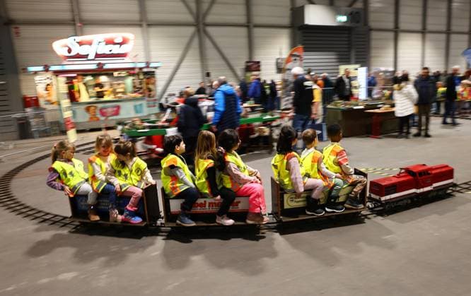 Modell Leben model making fair 13 02 2026, Erfurt, Thuringia model making fair Modell Leben in the picture the garden railroad provides a lot of fun for the children