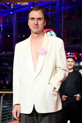 Lars Eidinger at the festival opening with the premiere of the feature film No Good Men at the Berlinale 2026 76 Berlin International Film Festival in the Berlinale Palast Berlin, 12 02 2026 Foto:xN.xKubelkax xFuturexImagex opening_7202