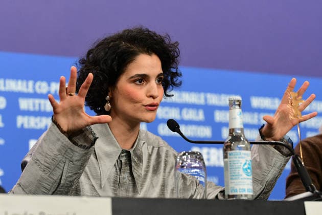Eya Bouteraa at the A Voix Basse In a Whisper press conference during the 76th Berlinale International Film Festival Berlin 2026 , February 13th, 2026 Romain Doucelin Bestimage The À Voix Basse In A Whisper press conference during the 76th Berlinale International Film Festival Berlin at Grand Hyatt Hotel on February 13th, 2026 in Berlin, Germany Berlin Allemagne  Copyright: xRomainxDoucelinx xBestimagexRomainxDoucelinx xBestimagex