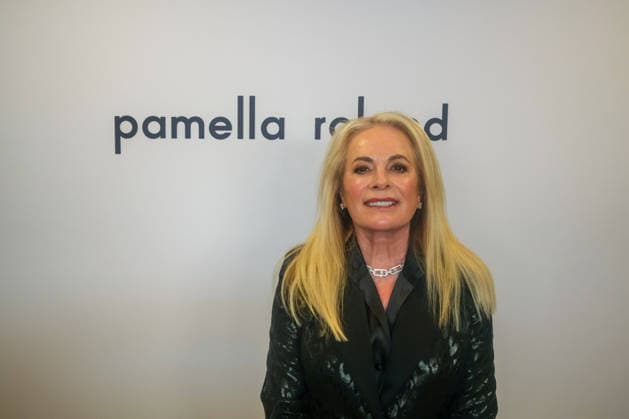 Pamella Roland - Front Row & Backstage - February 2026 New York Fashion Week, New York, USA - 12 Feb 2026 (NEW) Pamella Roland - Runway - February 2026 New York Fashion Week. February 12, 2026, New York, New York, USA: Pamella Roland poses at the Pamella Roland fashion show during the New York Fashion Week at the New York Public Library on February 12, 2026 in New York City. (Credit: M10s TheNews2) (Foto: M10s Thenews2 imago images) Pamella Roland - Front Row & Backstage - February 2026 New York Fashion Week, New York, USA - 12 Feb 2026  Copyright: xRonxAdarx