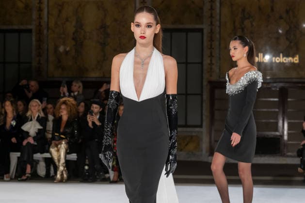 Pamella Roland - Runway - February 2026 New York Fashion Week, New York, USA - 12 Feb 2026 (NEW) Pamella Roland - Runway - February 2026 New York Fashion Week. February 12, 2026, New York, New York, USA: A model walks the runway for the Pamella Roland fashion show during the New York Fashion Week at the New York Public Library on February 12, 2026 in New York City. (Credit: M10s TheNews2) (Foto: M10s Thenews2 imago images) Pamella Roland - Runway - February 2026 New York Fashion Week, New York, USA - 12 Feb 2026  Copyright: xRonxAdarx
