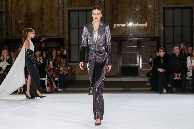Pamella Roland - Runway - February 2026 New York Fashion Week, New York, USA - 12 Feb 2026 (NEW) Pamella Roland - Runway - February 2026 New York Fashion Week. February 12, 2026, New York, New York, USA: A model walks the runway for the Pamella Roland fashion show during the New York Fashion Week at the New York Public Library on February 12, 2026 in New York City. (Credit: M10s TheNews2) (Foto: M10s Thenews2 imago images) Pamella Roland - Runway - February 2026 New York Fashion Week, New York, USA - 12 Feb 2026  Copyright: xRonxAdarx