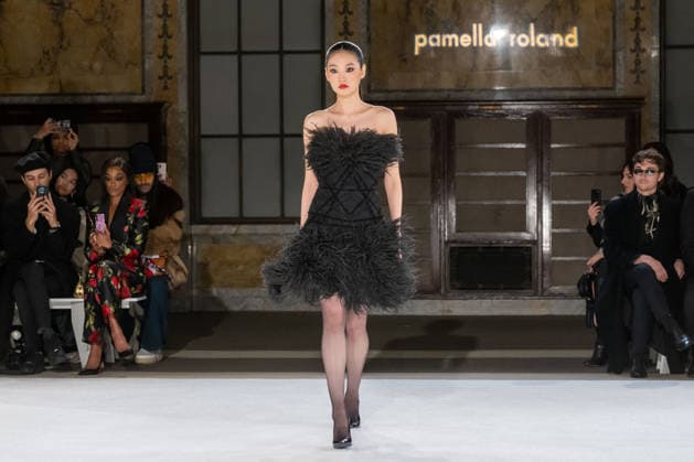 Pamella Roland - Runway - February 2026 New York Fashion Week, New York, USA - 12 Feb 2026 (NEW) Pamella Roland - Runway - February 2026 New York Fashion Week. February 12, 2026, New York, New York, USA: A model walks the runway for the Pamella Roland fashion show during the New York Fashion Week at the New York Public Library on February 12, 2026 in New York City. (Credit: M10s TheNews2) (Foto: M10s Thenews2 imago images) Pamella Roland - Runway - February 2026 New York Fashion Week, New York, USA - 12 Feb 2026  Copyright: xRonxAdarx