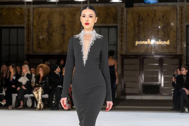 Pamella Roland - Runway - February 2026 New York Fashion Week, New York, USA - 12 Feb 2026 (NEW) Pamella Roland - Runway - February 2026 New York Fashion Week. February 12, 2026, New York, New York, USA: A model walks the runway for the Pamella Roland fashion show during the New York Fashion Week at the New York Public Library on February 12, 2026 in New York City. (Credit: M10s TheNews2) (Foto: M10s Thenews2 imago images) Pamella Roland - Runway - February 2026 New York Fashion Week, New York, USA - 12 Feb 2026  Copyright: xRonxAdarx
